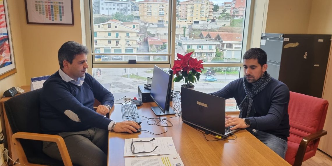 da sinistra larchitetto domenico antonio maida e il dottore giovanni petrolo