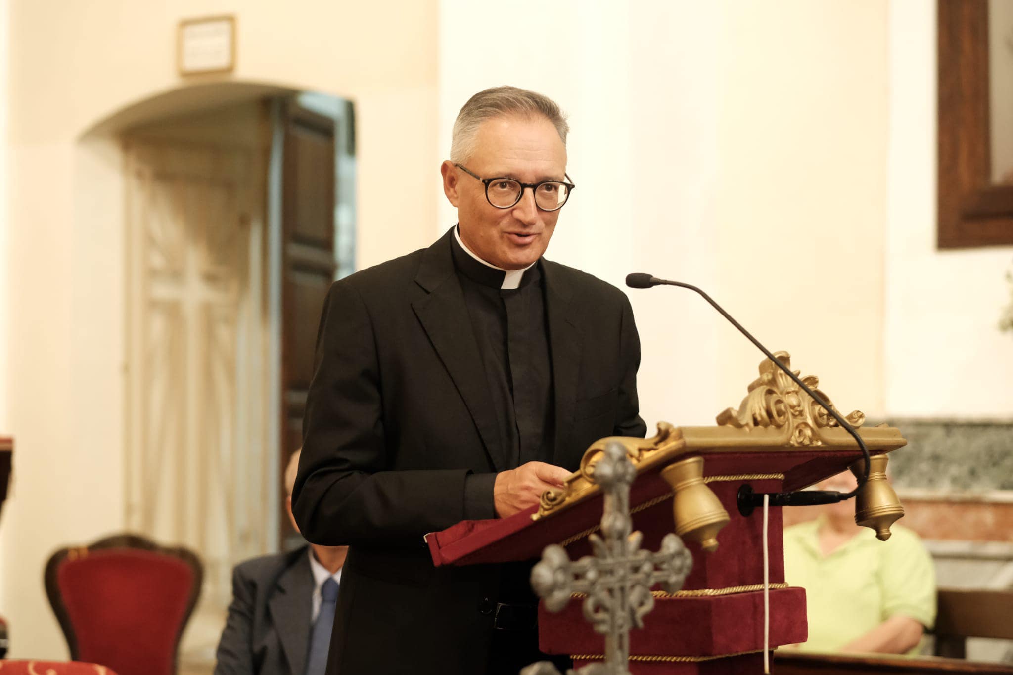 Grande successo di pubblico e di critica alla presentazione del libro fotografico "L'Affruntata" (foto) 13 387056783 792016596256748 4535230778639695494 n