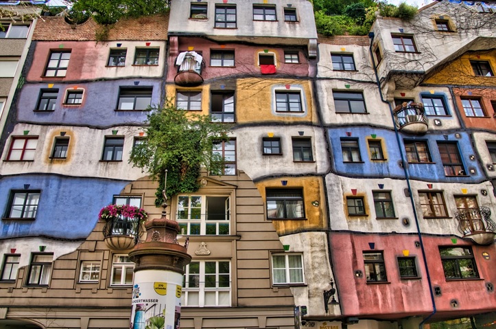 Un viaggio nella Vienna di Hundertwasser: dove arte e architettura si scontrano 4 vienna 8