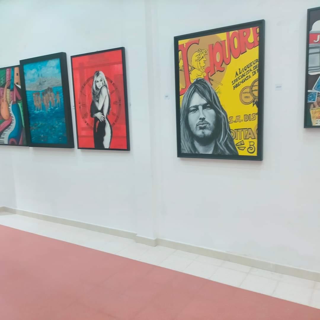 Grande successo per il Vernisagge della Mostra Antologica all'ex Stac di Catanzaro (foto) 13 402606664 10227829240389859 8046289977748129054 n
