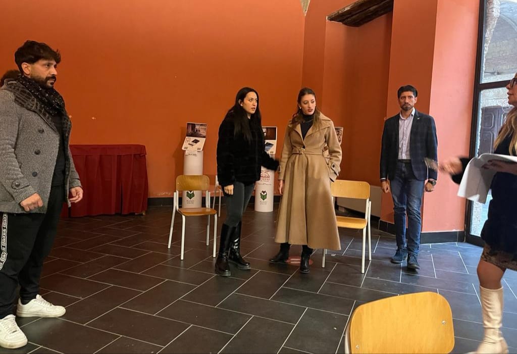 A Catanzaro, La Traviata Opera Pocket. Un esperimento artistico ben riuscito (foto) 15 408198638 7530950426933023 6414155260312293008 n
