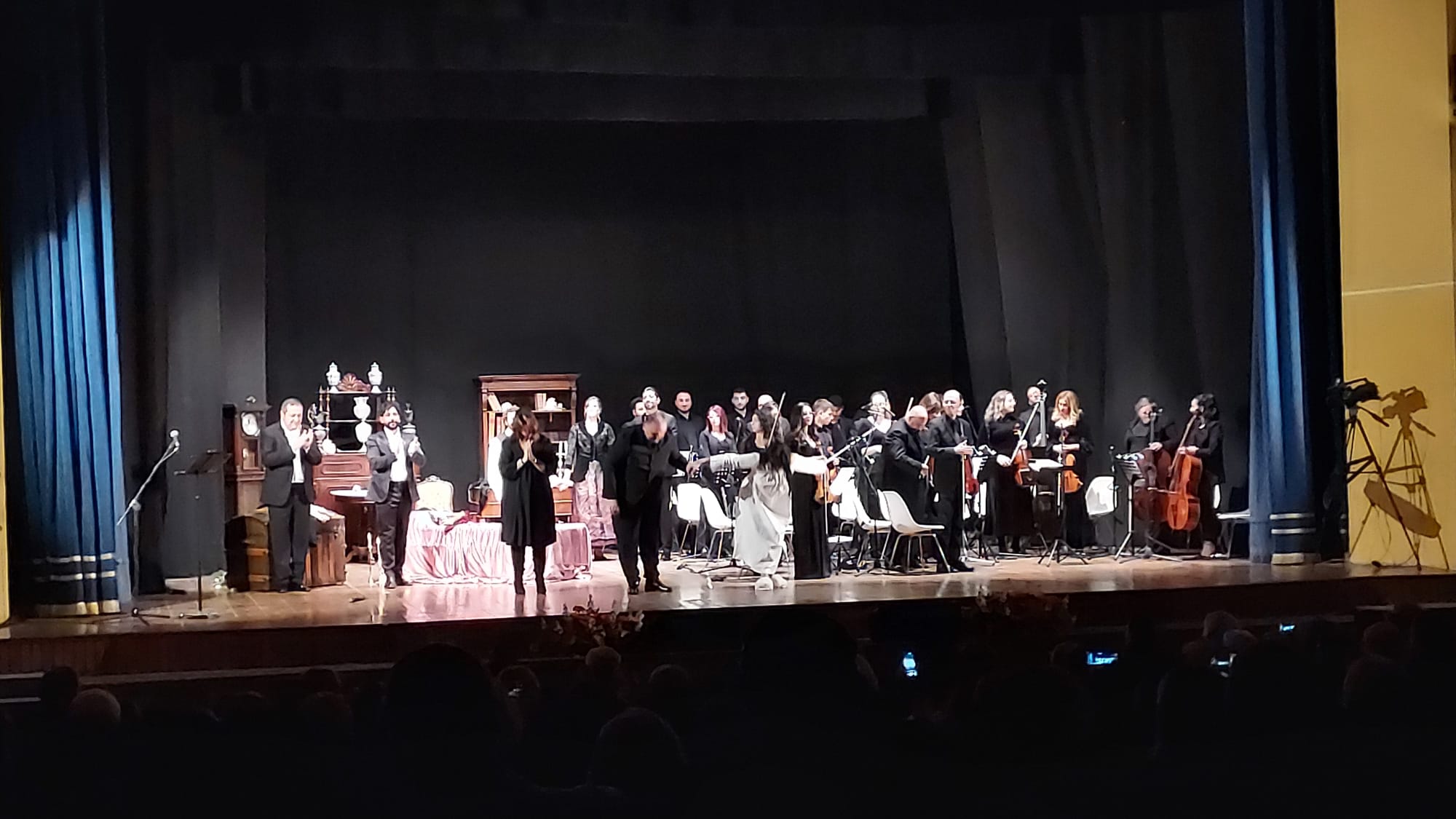 A Catanzaro, La Traviata Opera Pocket. Un esperimento artistico ben riuscito (foto) 6 whatsapp image 2023 12 08 at 13.50.25