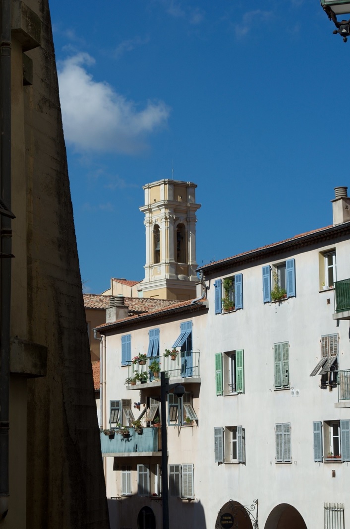 Nizza, gioiello elegante sulla costa mediterranea, attrazione per il jetset internazionale 6 nizza 7