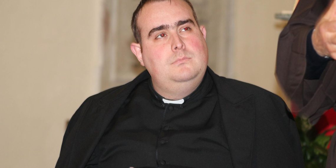 Ancora sacerdoti presi di mira. Stavolta si tratta del parroco di Pannaconi, don Felice Palamara