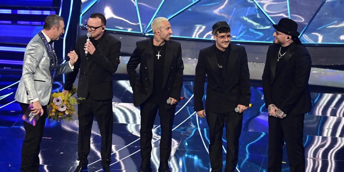 Sanremo 2024, i fischi a Geolier non sono razzismo, ma semplice giudizio musicale
