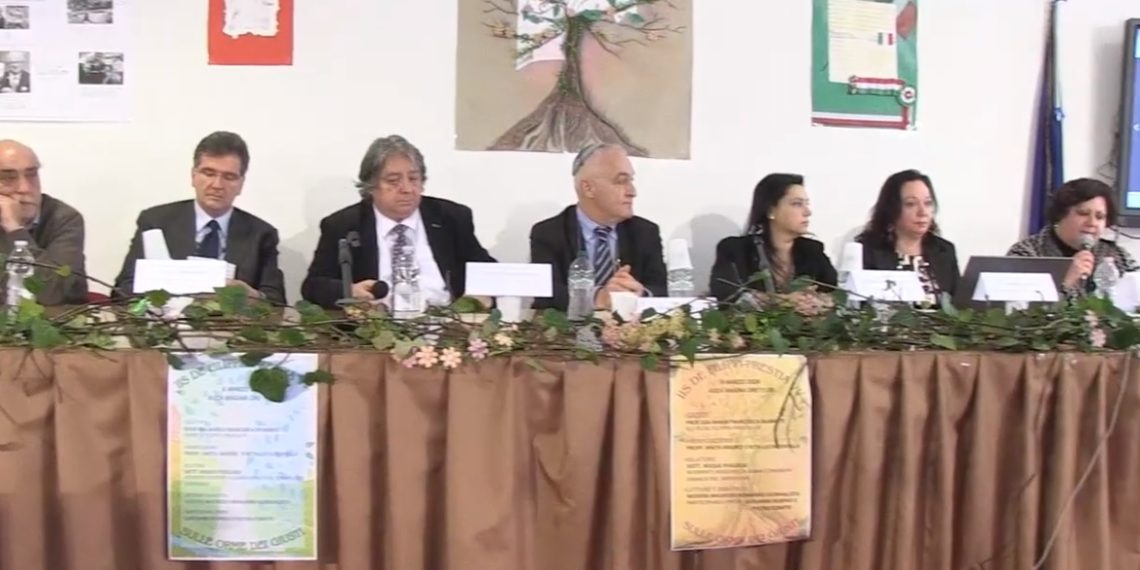 La Giornata Europea dei Giusti celebrata all'Istituto De Filippis di Vibo Valentia (video) 1 La Giornata Europea dei Giusti celebrata all’Istituto De Filippis di Vibo Valentia (video)