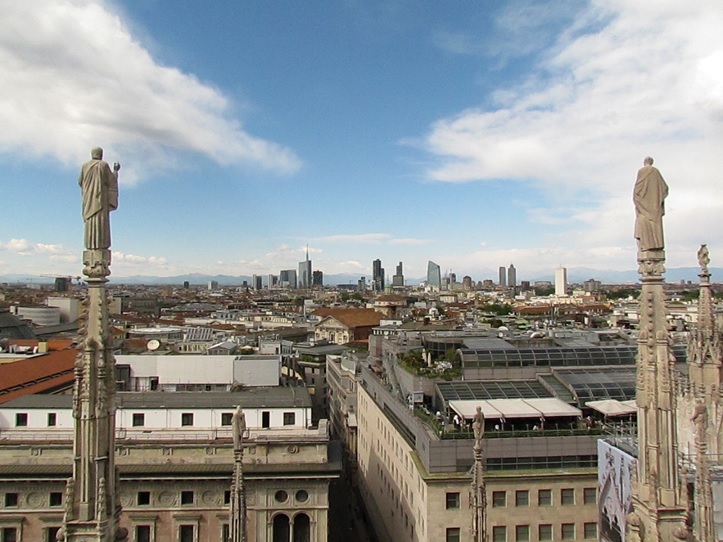 Milano, una città che non mancherà di incantarvi con la sua ricchezza culturale, storica, gastronomica! 4 milano 4