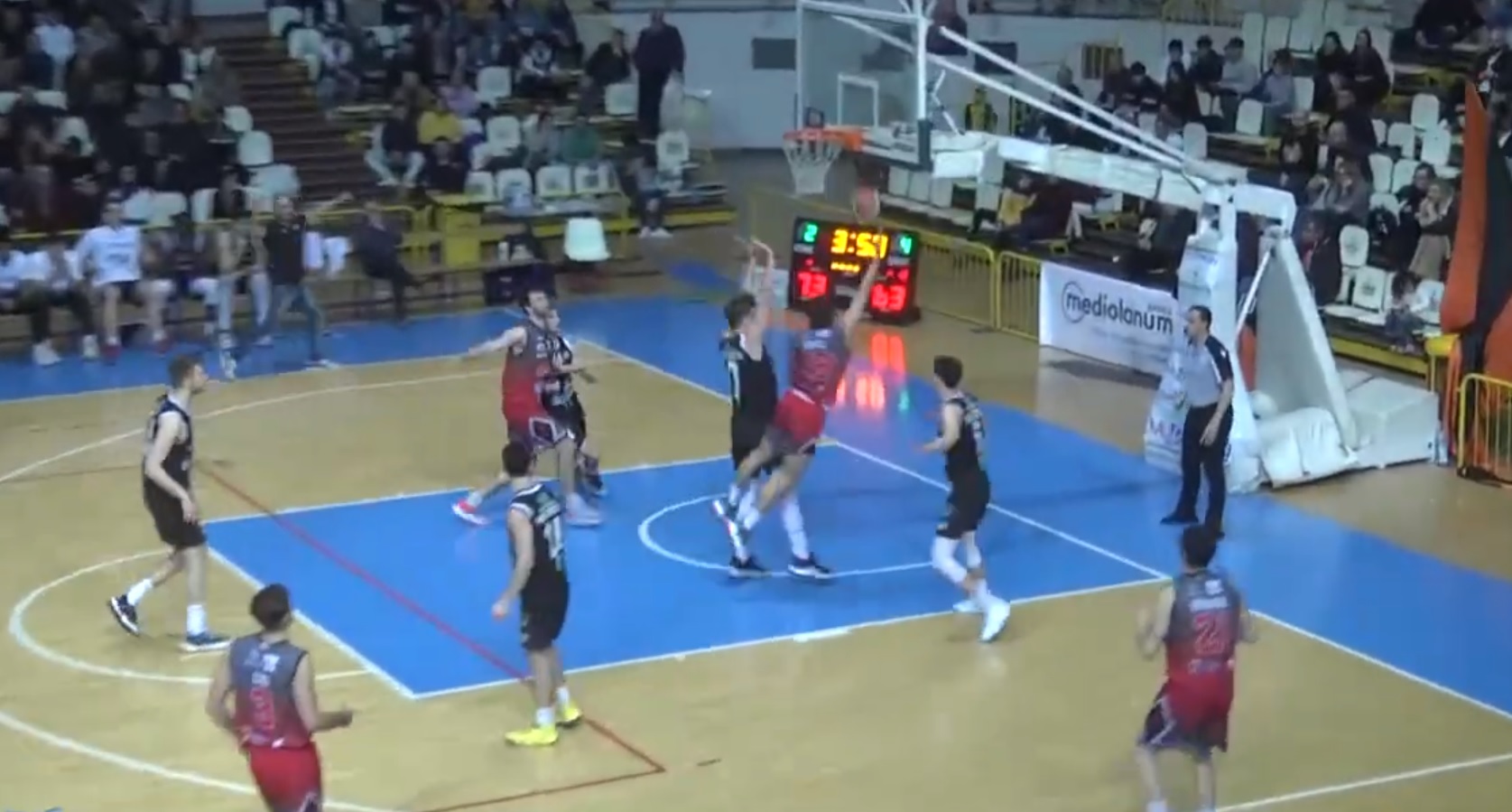 Basket, importante vittoria della Viola Reggio Calabria che batte l’Angri (video)