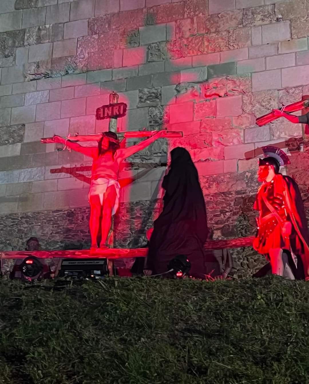 Il ritorno dell'Opera Sacra a Vibo Valentia, straordinaria presenza di pubblico (video) 4 435296166 10224996897131102 8004222994687313761 n
