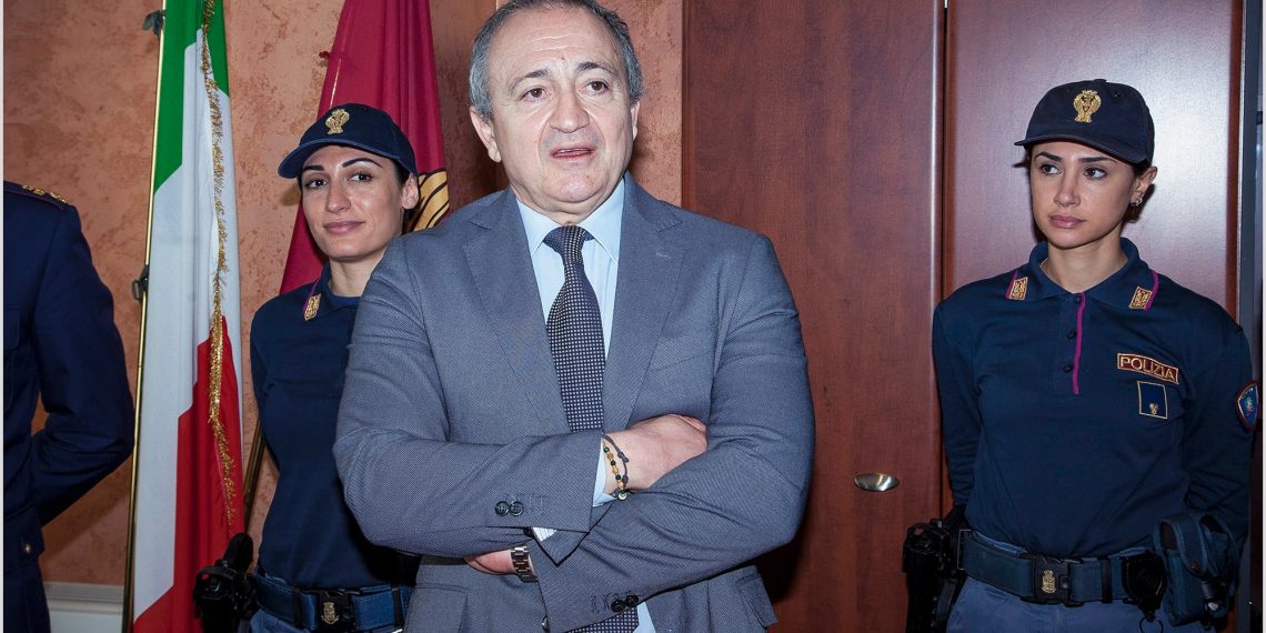 Si è insediato il nuovo Questore di Vibo Valentia, Rodolfo Ruperti (video e intervista)
