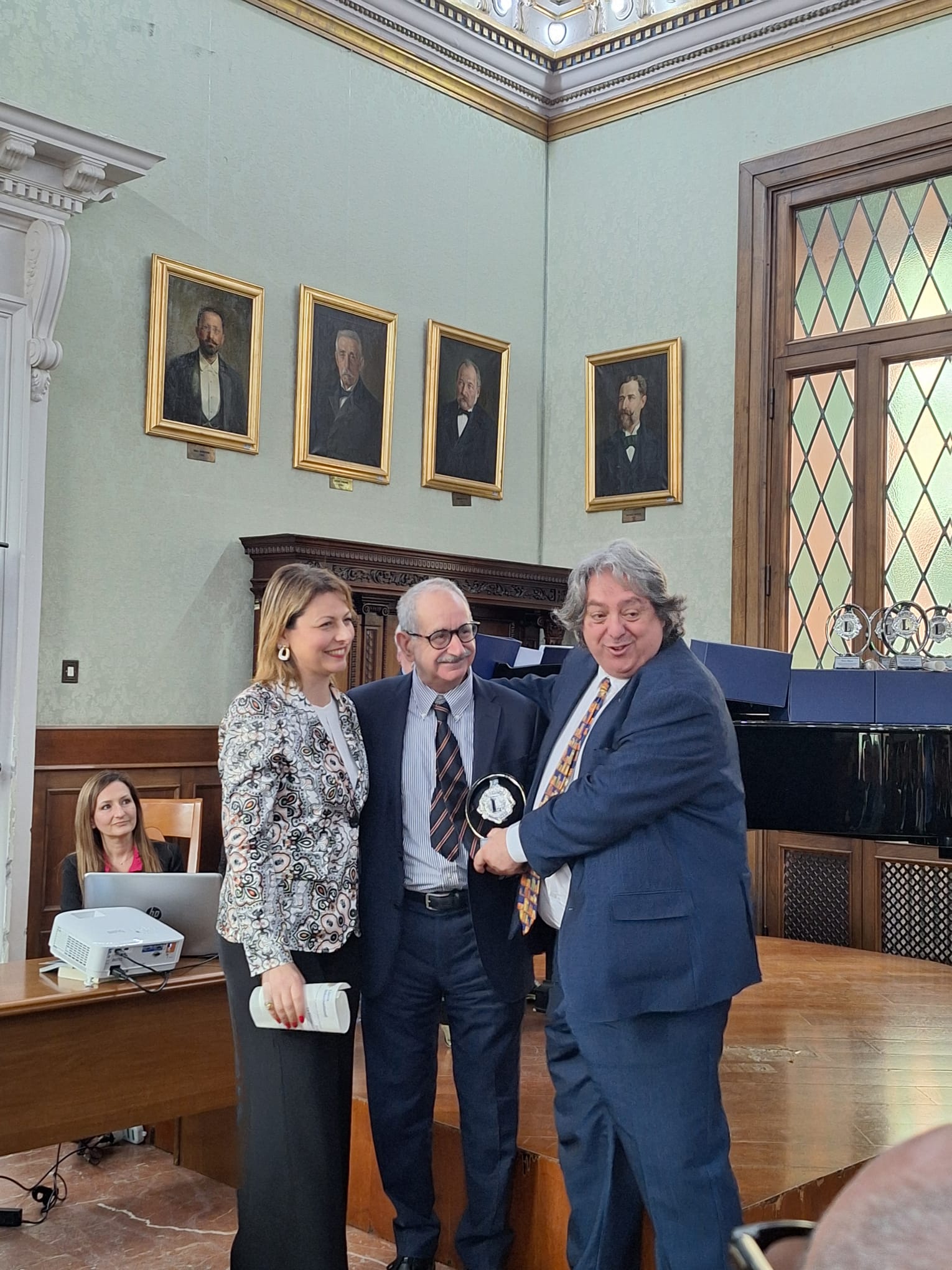 I Lions premiano “Le eccellenze del territorio nelle professioni e nelle arti” (foto e video) 12 438164912 10231265656254358 7328857339531628074 n