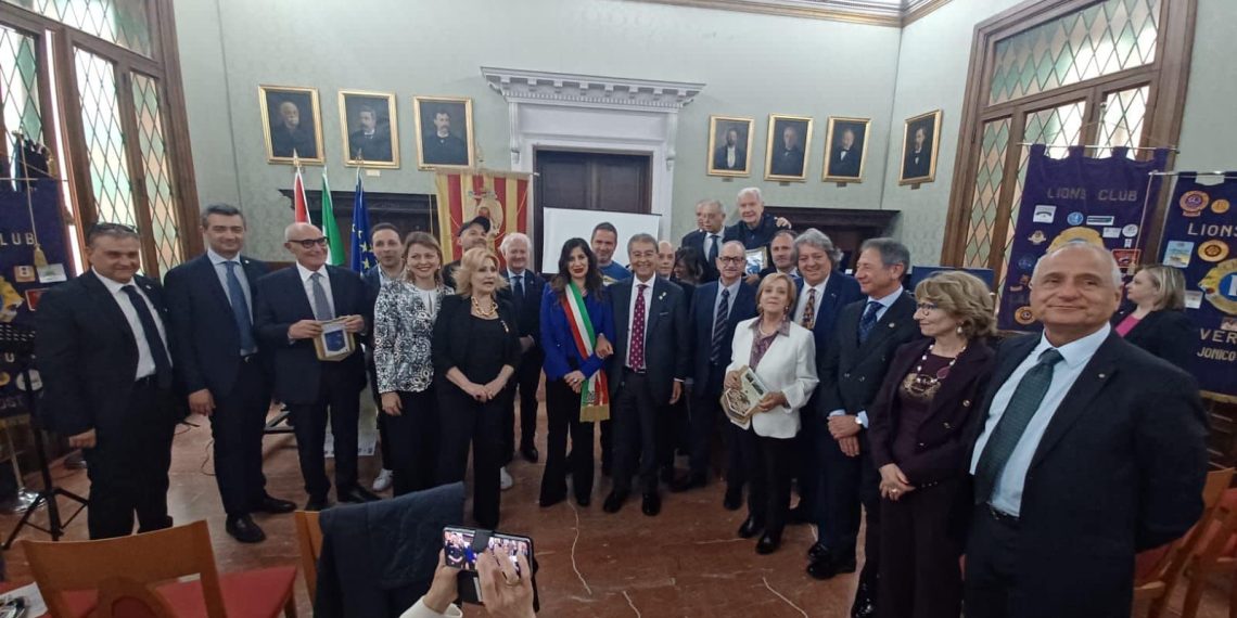 I Lions premiano “Le eccellenze del territorio nelle professioni e nelle arti” (foto e video)
