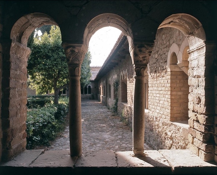 Il complesso monastico di San Giovanni in Venere, a Fossacesia in Abruzzo, un viaggio nel passato 5 fossacesia 2