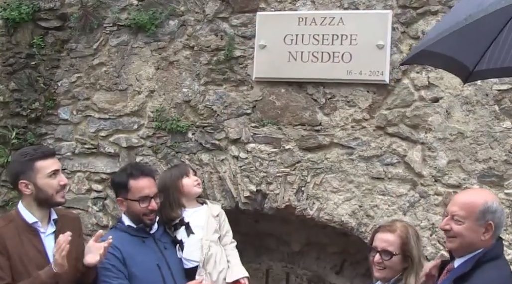 Vibo Valentia, inaugurata nel centro storico della città Piazza Giuseppe Nusdeo (video)