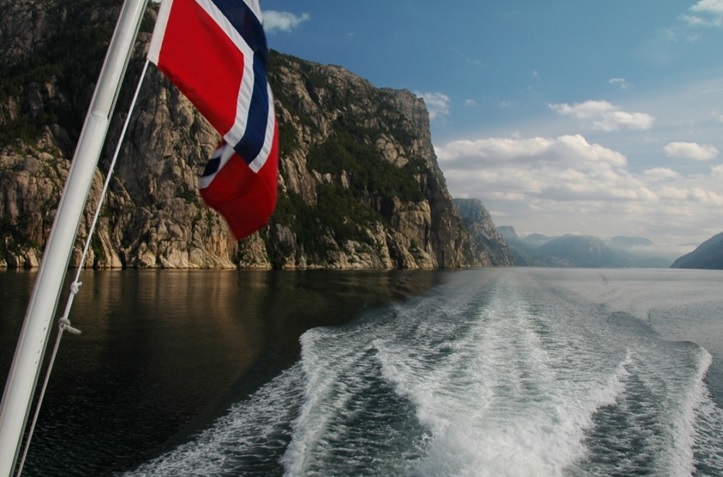 Preikestolen, la roccia più famosa del Lysefjord in Norvegia 6 preikestolen 3