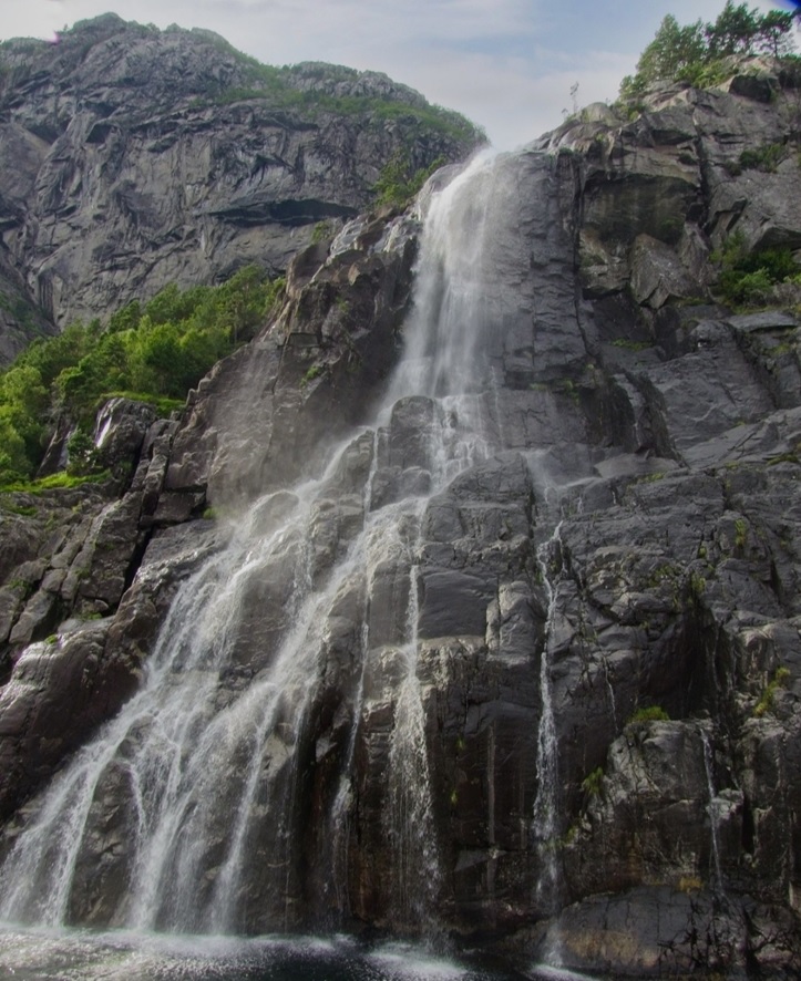 Preikestolen, la roccia più famosa del Lysefjord in Norvegia 5 preikestolen 6