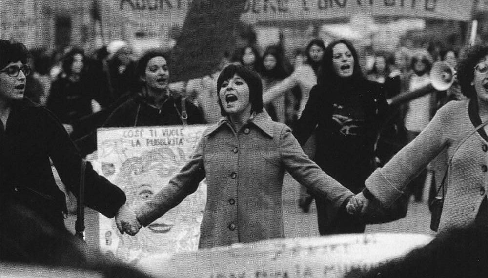 …se basta una A per celebrare le rivoluzioni di genere delle nuove generazioni!