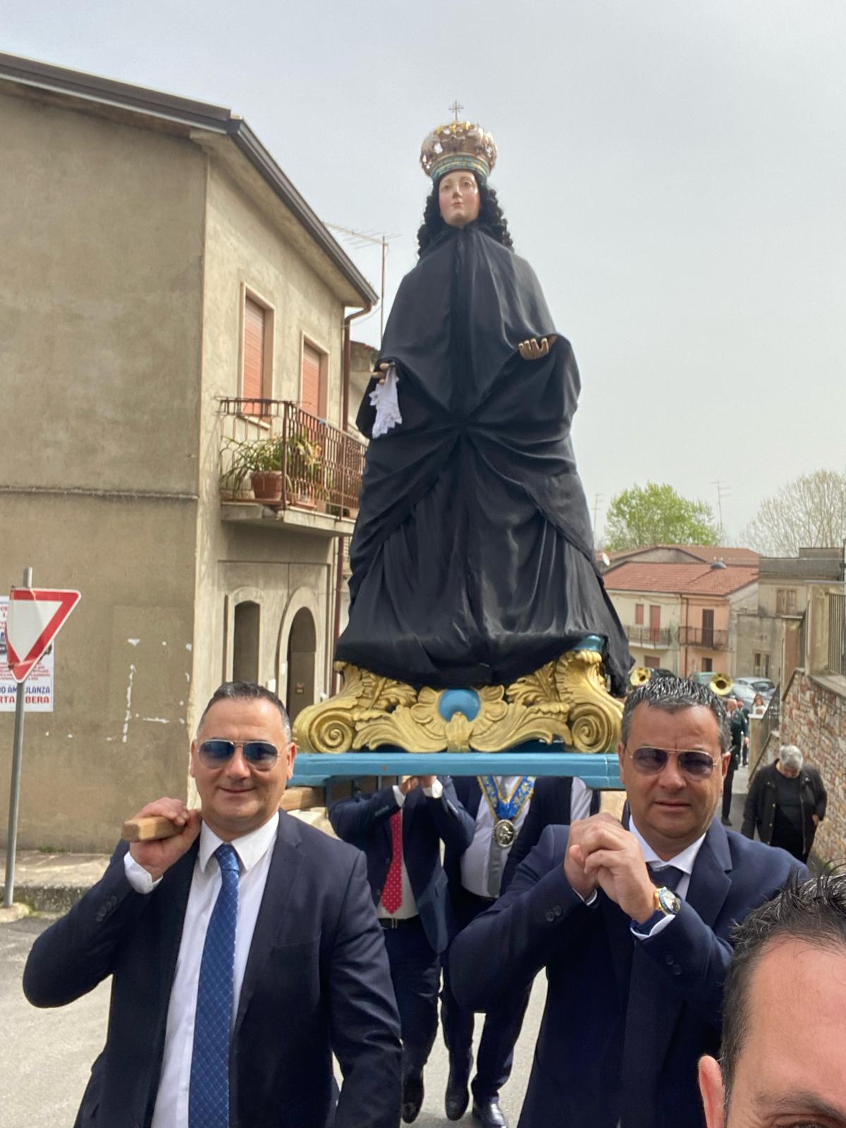 L'Affruntata di Sant'Onofrio, un successo nel segno della fede e della legalità (video) 4 whatsapp image 2024 04 02 at 4.06.12 pm