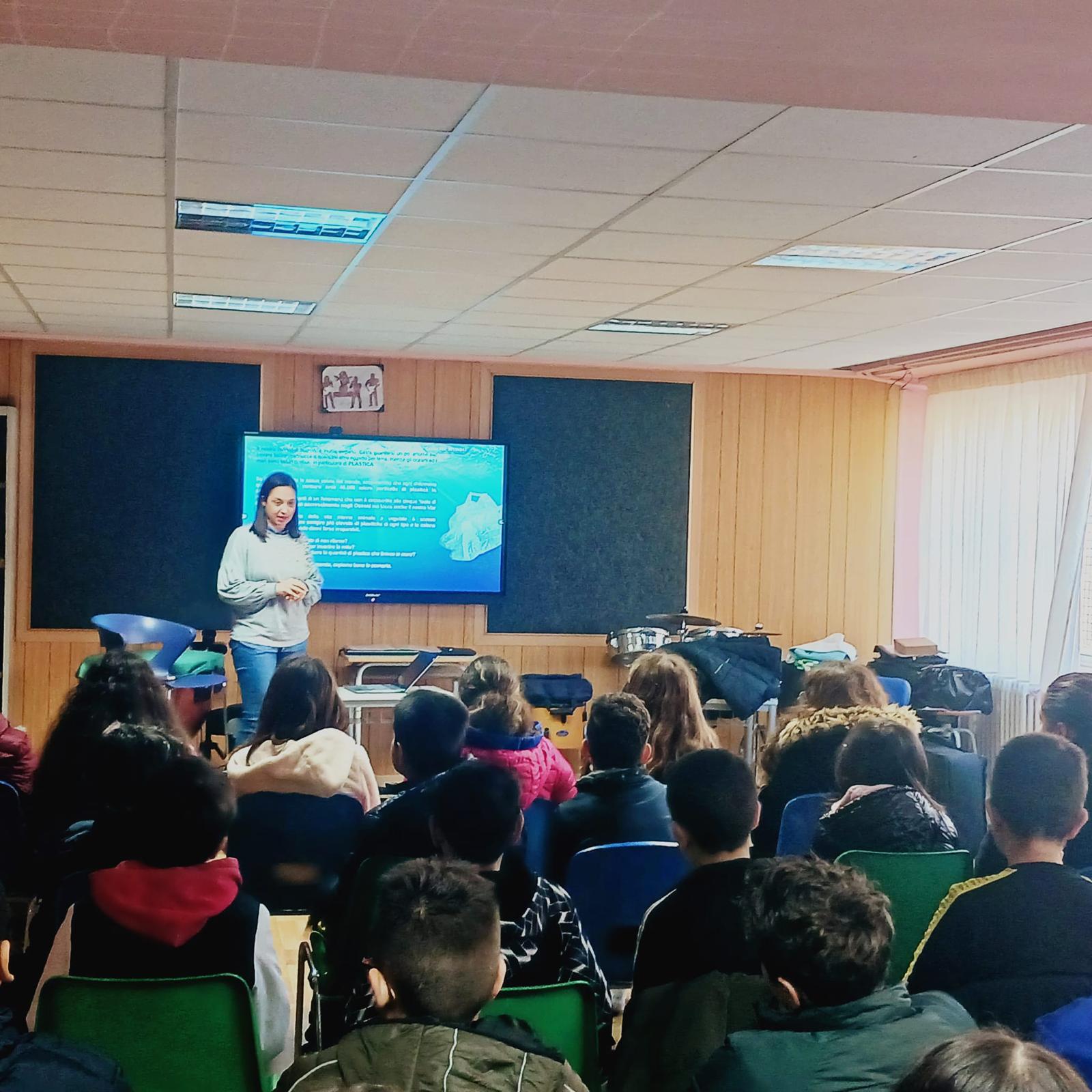Ancora un mese per concludere il progetto "Educando all'Ambiente" ideato dal Parco delle Serre 5 whatsapp image 2024 04 12 at 19.54.18 1