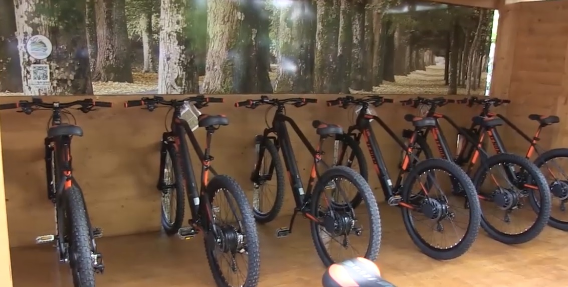 Inaugurata a Serra S. Bruno una stazione di "Bike Sharing" realizzata dal Parco delle Serre (video) 4 bika sharing 2