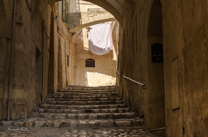 La magia di Matera, tra scalinate di pietra, vicoli, strade e terrazze interconnesse 6 matera 4