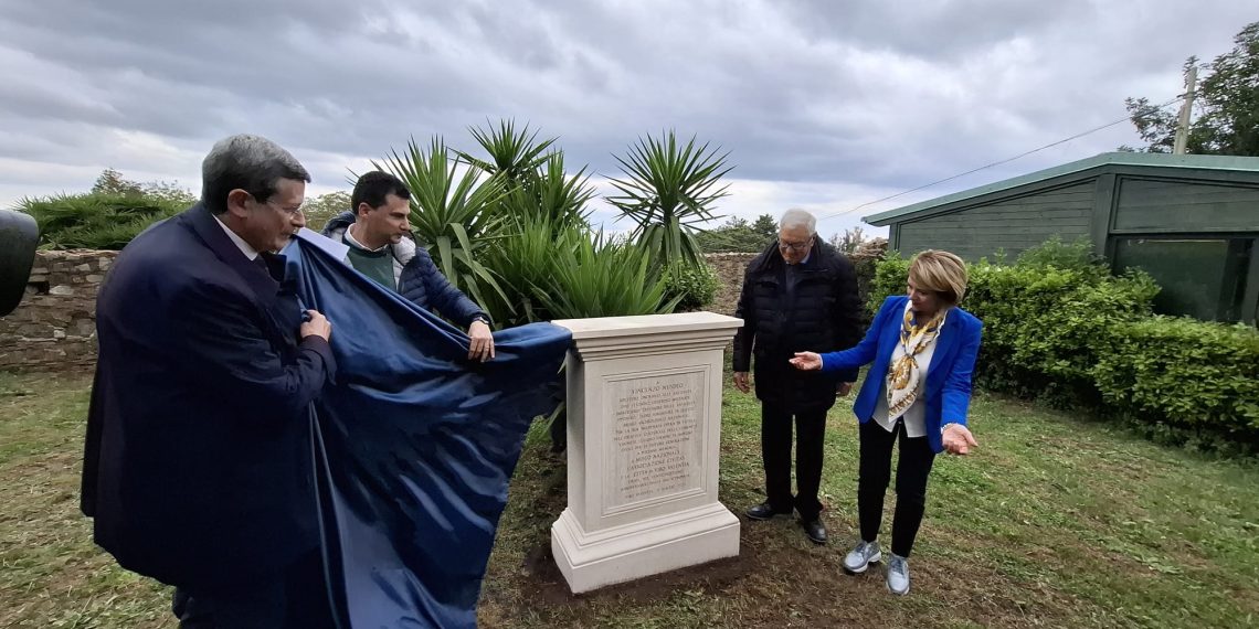 Al Museo Archeologico Vito Capialbi una stele per ricordare il fondatore Vincenzo Nusdeo (video)