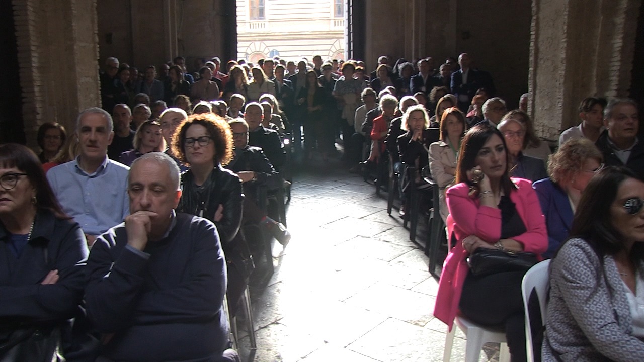 Un Sindaco da standing ovation. Maria Limardo lascia e il suo "Saluto alla città" è un tripudio di emozioni (video) 3 whatsapp image 2024 05 27 at 13.47.31 3