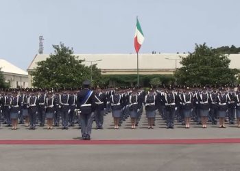 Sempre emozionante e suggestivo il Giuramento degli Allievi Agenti della Scuola di Polizia, ma stavolta… (video)
