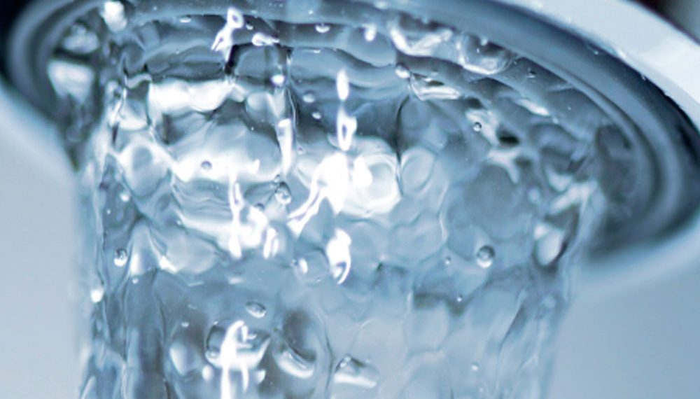 Acqua proibita a Vibo Valentia. Questa volta è diverso. E il sindaco deve dare risposte a legittimi interrogativi e preoccupazioni