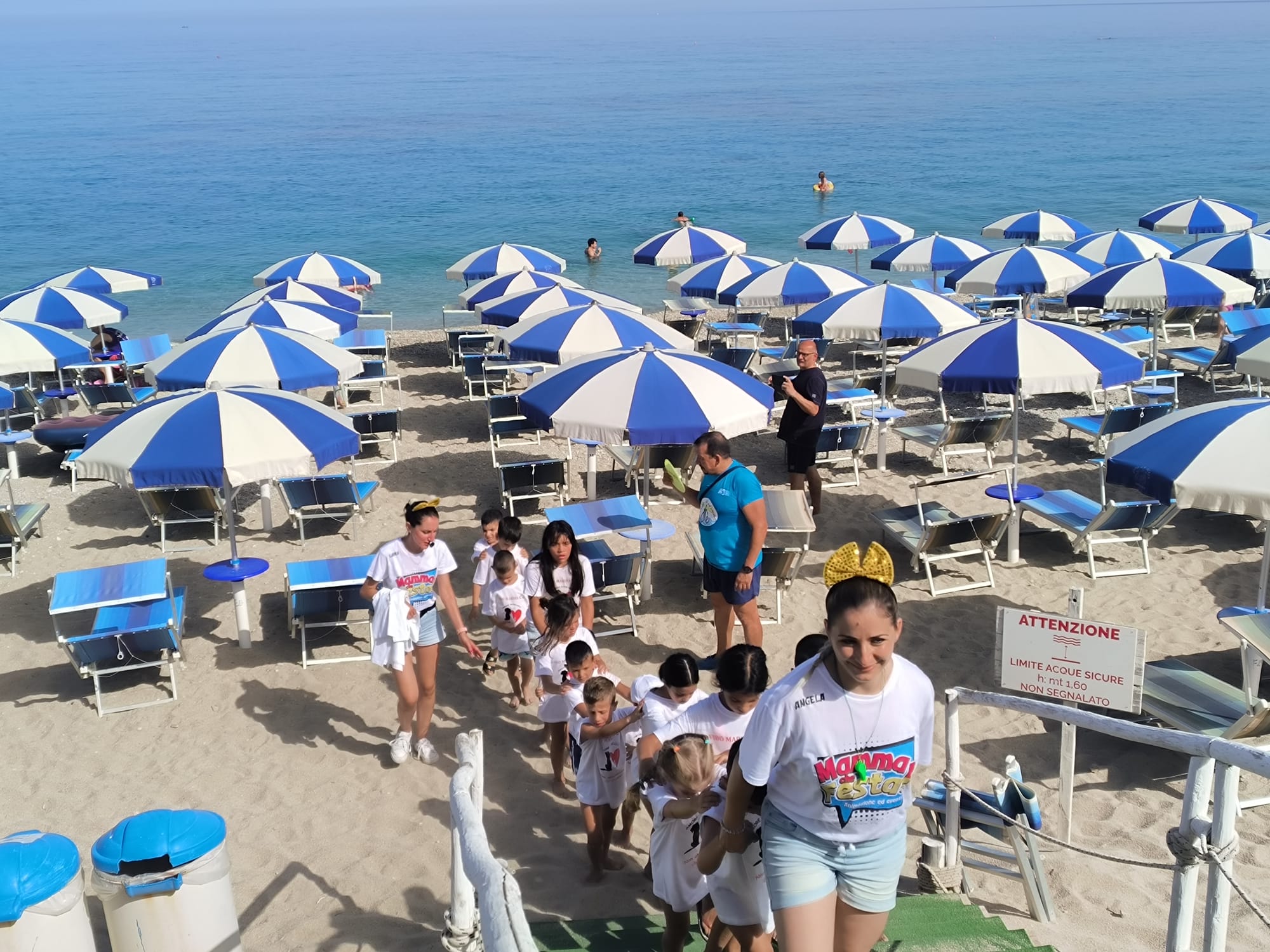 Vibo Marina C'è si tinge di blu per una giornata dedicata alle problematiche dell'autismo 4 img 20240723 wa0018 1