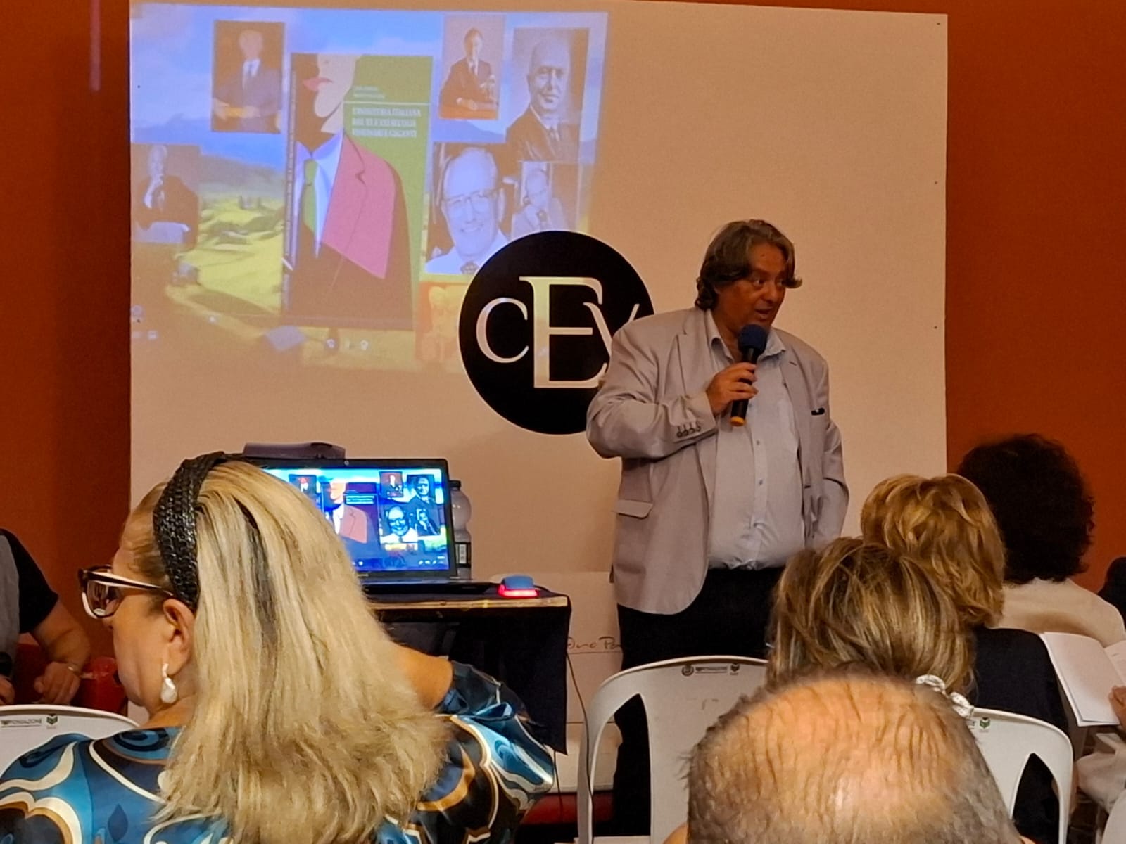 Grande partecipazione nelle Sale CEV di Palazzo Gagliardi per il libro di Cino Serrao e Marco Pugliese (video) 3 454432192 10232021100699997 1185628235814621684 n