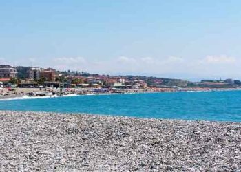 Falerna, il Sindaco Francesco Stella ha emanato una ordinanza di divieto di balneazione