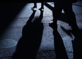 Stalker ai domiciliari, continuava a minacciare e molestare l’ex moglie e il nuovo compagno