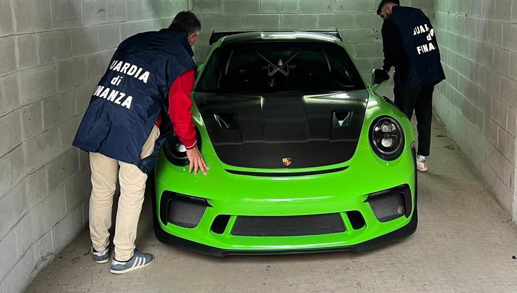 A Bologna arrestati un calabrese e un campano perché riciclavano i proventi della criminalità organizzata (VIDEO)