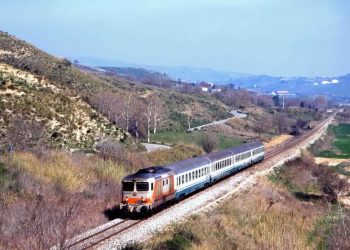 Per il maltempo treni bloccati sulla Jonica