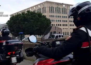 Quattro minorenni di Reggio Calabria denunciati per una rapina ai danni di due coetanei