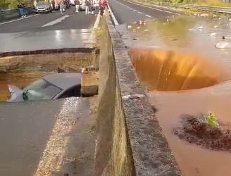 Le criticità dovute al perdurare del maltempo stanno creando disagi in tutta la regione (VIDEO)