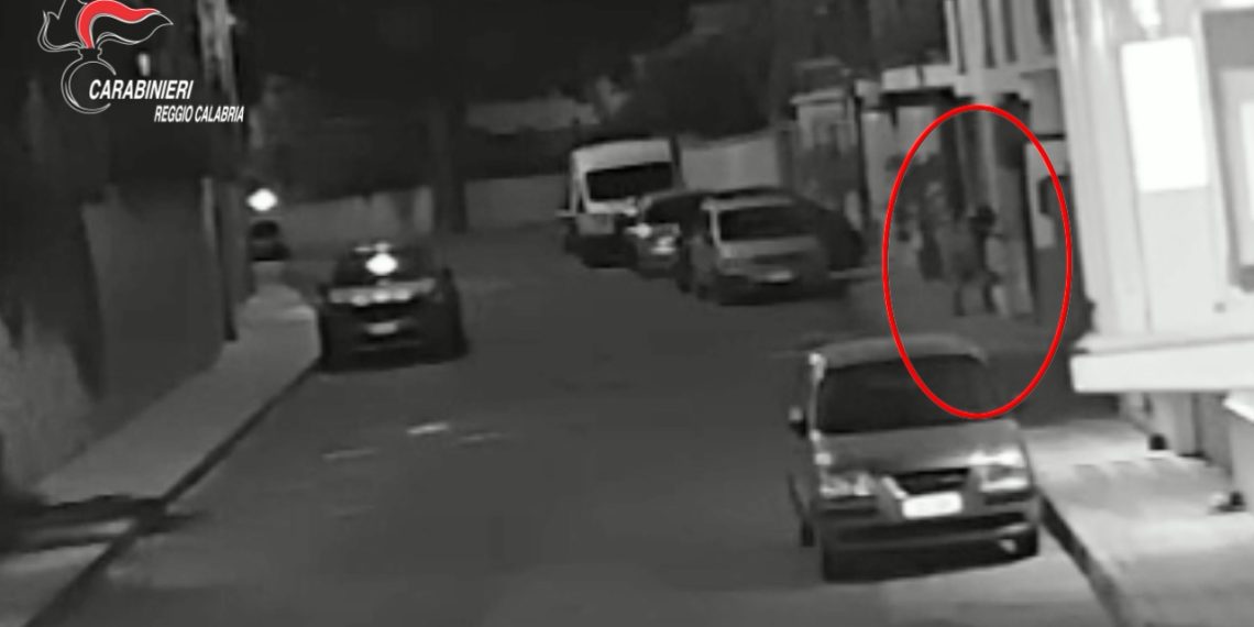 Arrestato il responsabile dell'incendio ad una palazzina di Gallico (VIDEO) 1 Arrestato il responsabile dell’incendio ad una palazzina di Gallico (VIDEO)