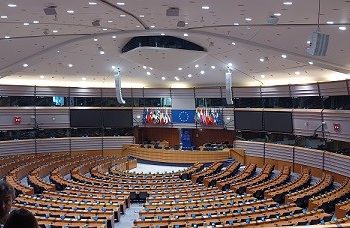 Intercettare i finanziamenti dei Bandi Europei per programmare lo sviluppo della Calabria (VIDEO)