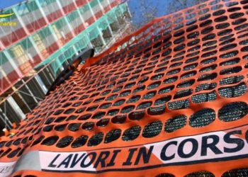 Bonus edilizi per lavori mai eseguiti, 3 persone denunciate e sequestrati beni per 5,7 milioni di euro