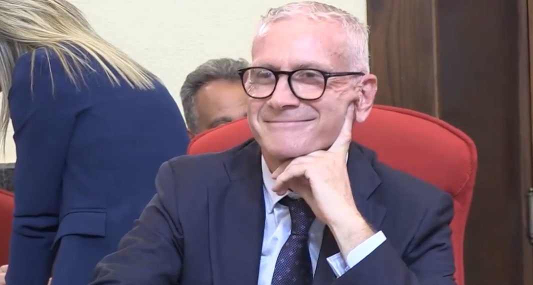 Vibo Valentia, colpi d’arma da fuoco contro il presidente del Consiglio comunale 1 Consorzio Costa degli Dei, dal Comune di Vibo Valentia parte un messaggio agli altri componenti: si passi all’azione