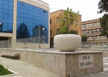 Vibo Valentia, pesante tegola si abbatte sulle già asfittiche casse comunali. Il Consiglio di Stato condanna il Comune