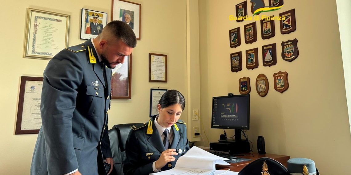 Blitz della Guardia di Finanza di Tropea sulla Grande Distribuzione, scoperti 87 lavoratori irregolari 1 Blitz della Guardia di Finanza di Tropea sulla Grande Distribuzione, scoperti 87 lavoratori irregolari