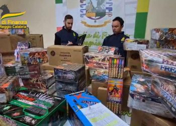 A Varapodio e a Rizziconi sequestrati circa 674 Kg di artifizi pirotecnici (VIDEO)
