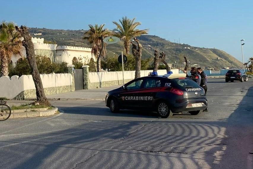 Arrestato ad Amantea un 53enne ai domiciliari per furto di energia