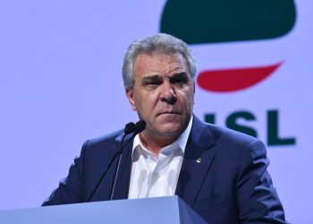 Sottosegretario Sbarra: Innovazione e competenze strumenti chiave per trattenere i giovani al Sud 4 Il 2025 sarà l’anno del cambio alla guida della Cisl, il calabrese Luigi Sbarra lascia per raggiunti limiti di età