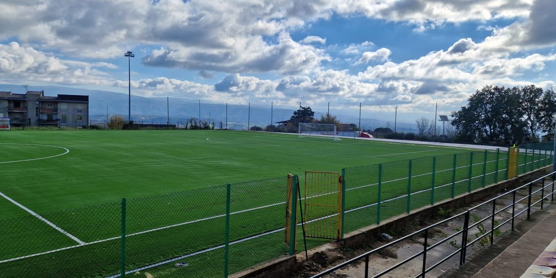 Mileto, conclusi i lavori, con il nuovo anno sarà disponibile il campo sportivo completamente ristrutturato
