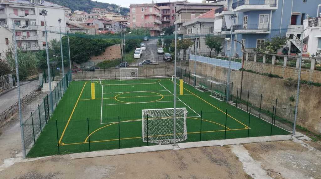 Edilizia Scolastica. Inaugurato all’Istituto Tecnico Industriale di Nicotera un campetto sportivo polivalente 1 Edilizia Scolastica. Inaugurato all’Istituto Tecnico Industriale di Nicotera un campetto sportivo polivalente