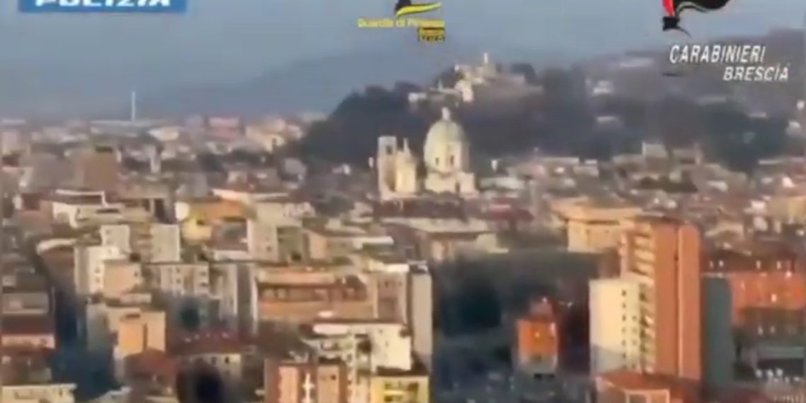 Operazione congiunta di Polizia, Carabinieri e Guardia di Finanza, perquisizioni e arresti anche in Calabria 1 Operazione congiunta di Polizia, Carabinieri e Guardia di Finanza, perquisizioni e arresti anche in Calabria