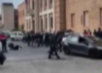 Identificati i ragazzi della rissa in Piazza Municipio a Vibo Valentia